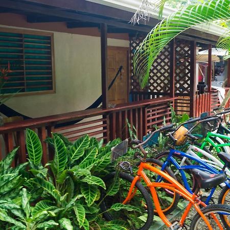 Hostal Cecilia Puerto Viejo de Talamanca Exterior foto