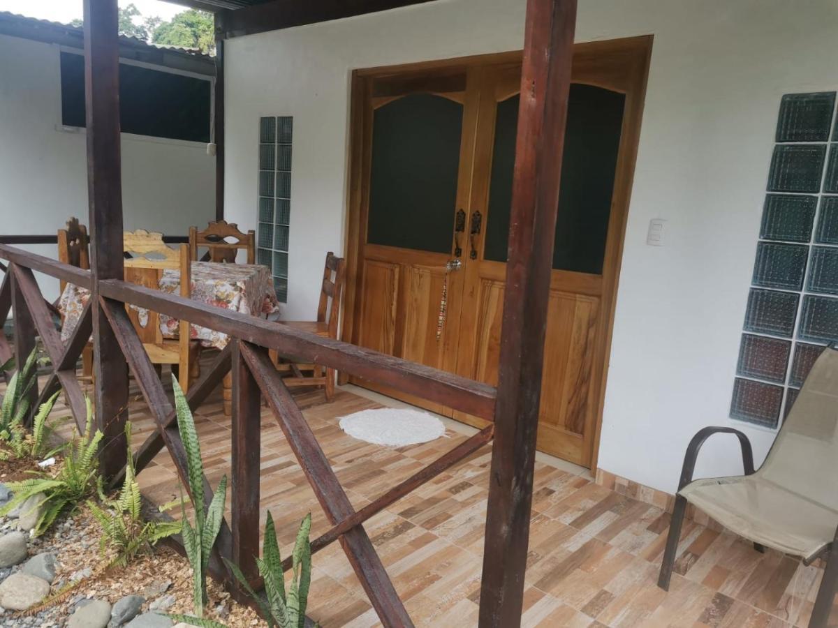 Hostal Cecilia Puerto Viejo de Talamanca Exterior foto