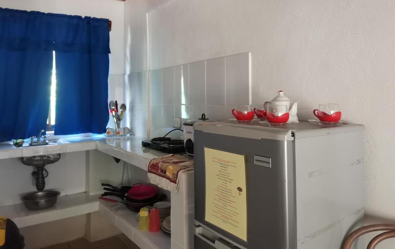 Hostal Cecilia Puerto Viejo de Talamanca Exterior foto