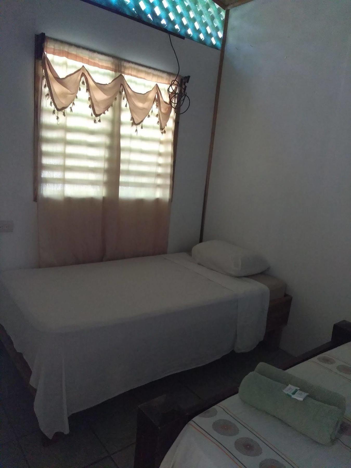 Hostal Cecilia Puerto Viejo de Talamanca Exterior foto